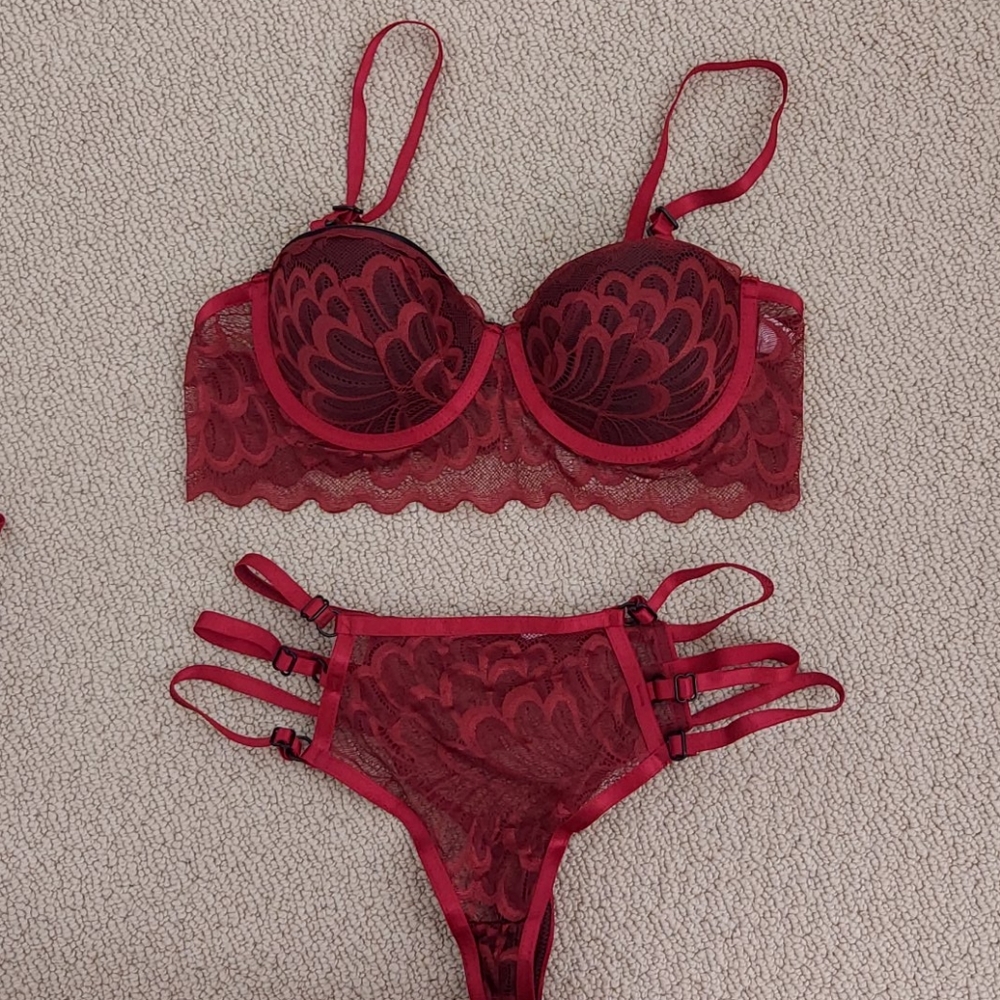 Floral Lace Lingerie Set